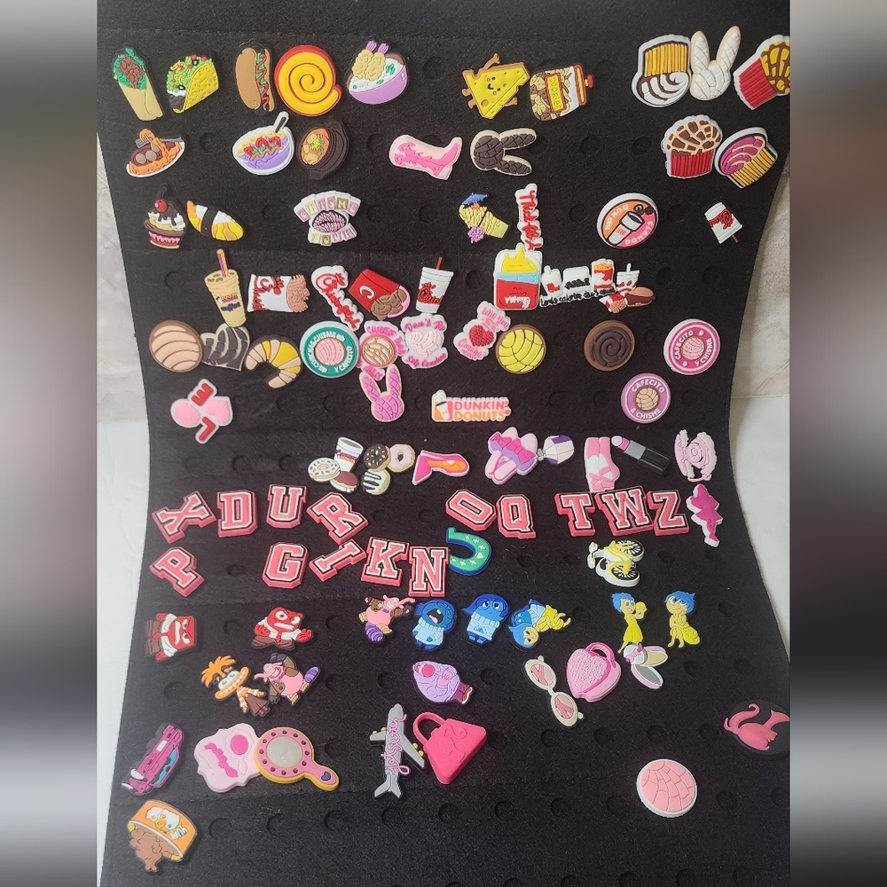 Bundle of 20 Random Charms For Crocs